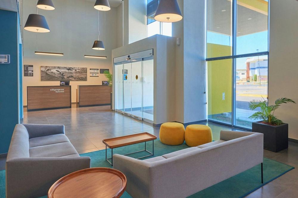 City Express by Marriott Guaymas