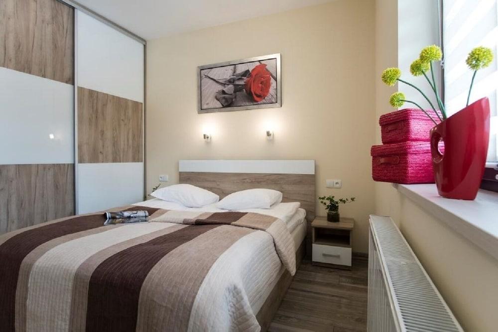 Apart-Center Granitica