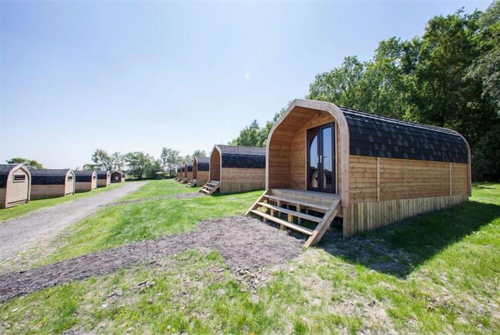 Ernest's Retreat Glamping Site