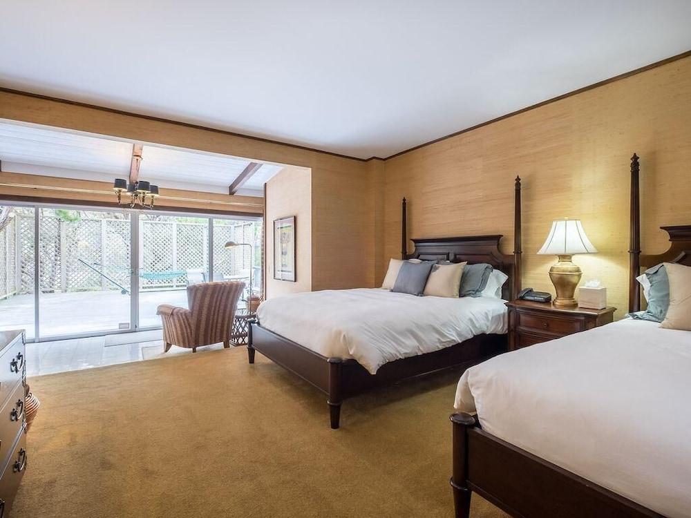 Lx55: Golfer's Delight Pebble Beach