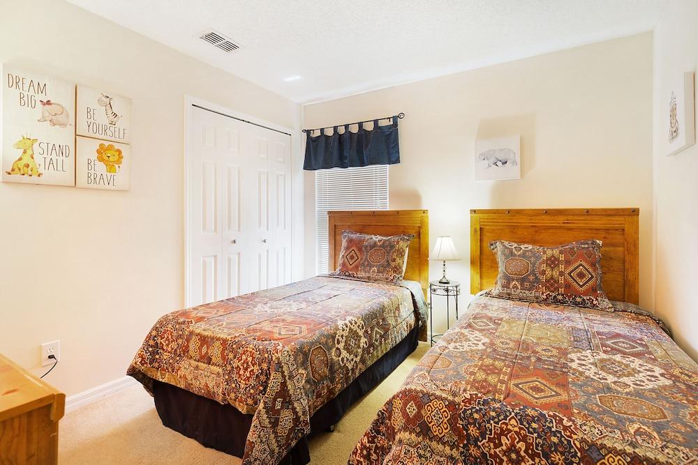 Waterside Villa by VillaDirect