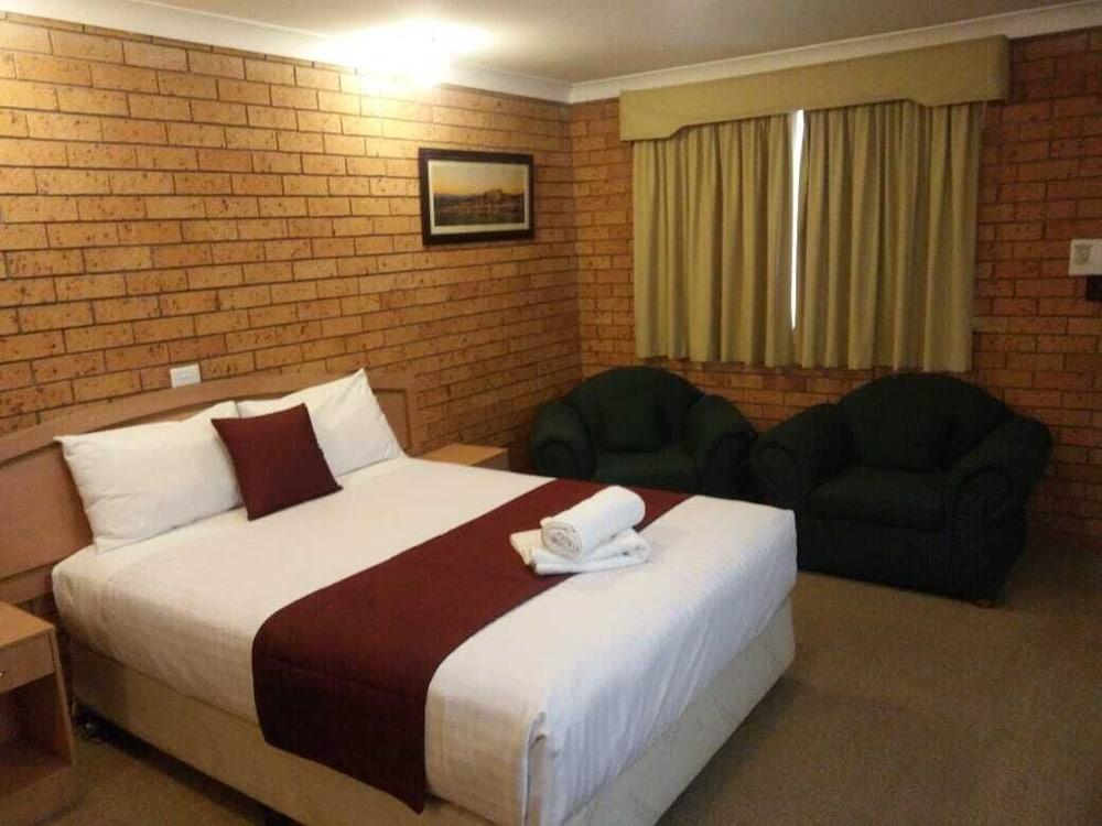 Overlander Motor Lodge