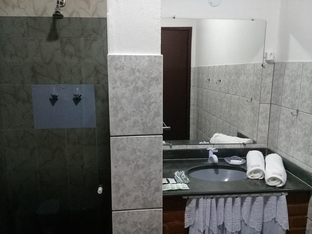 Casa Fofa no Coração de Araras