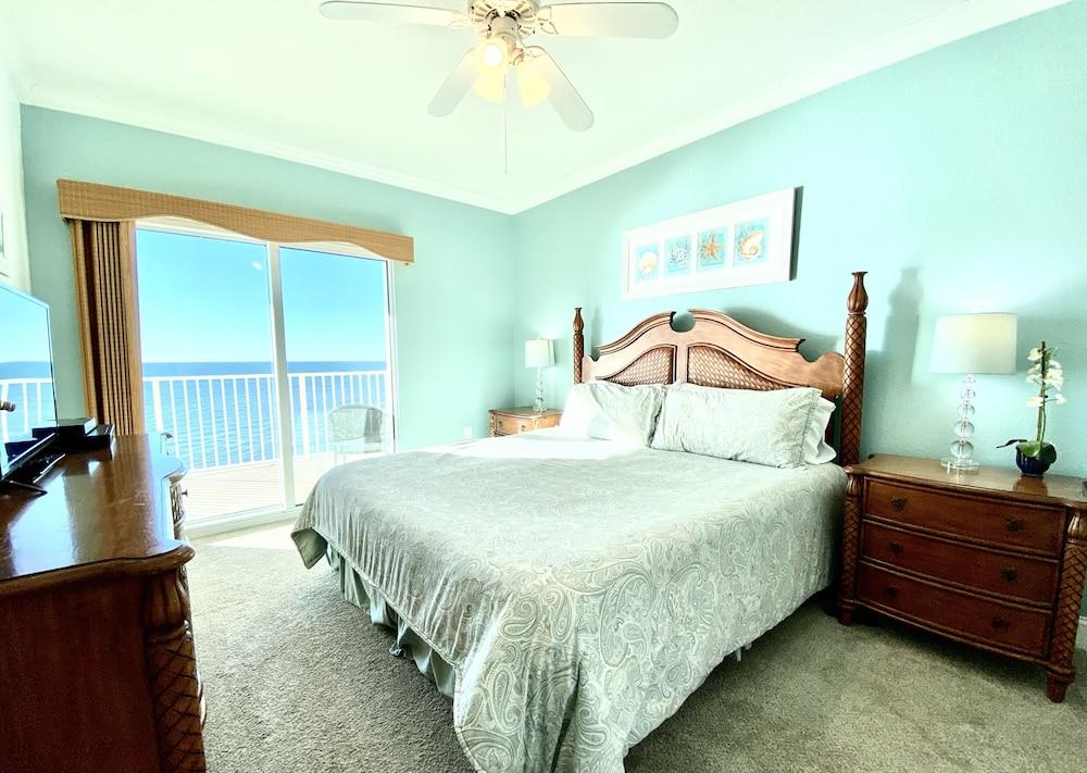 Crystal Shores Condominiums by ALBVR