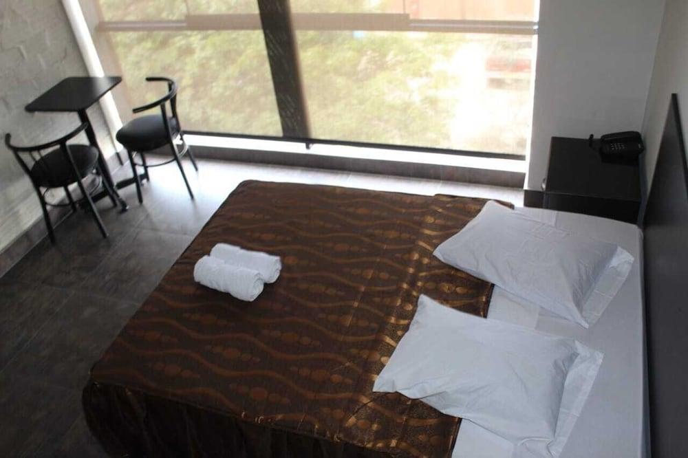 Hotel El Sol De Huachipa