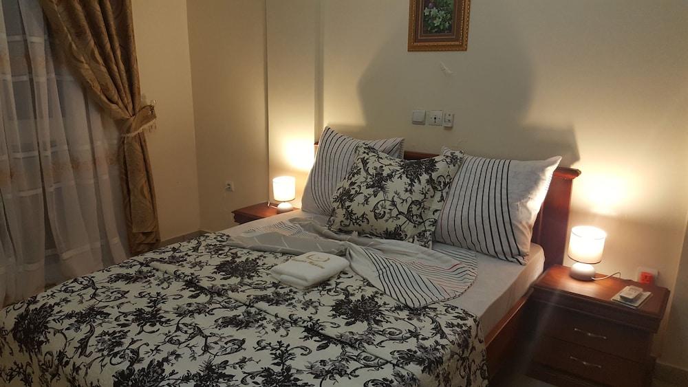 Résidences hôtelières Micheline et Emile, Bastos