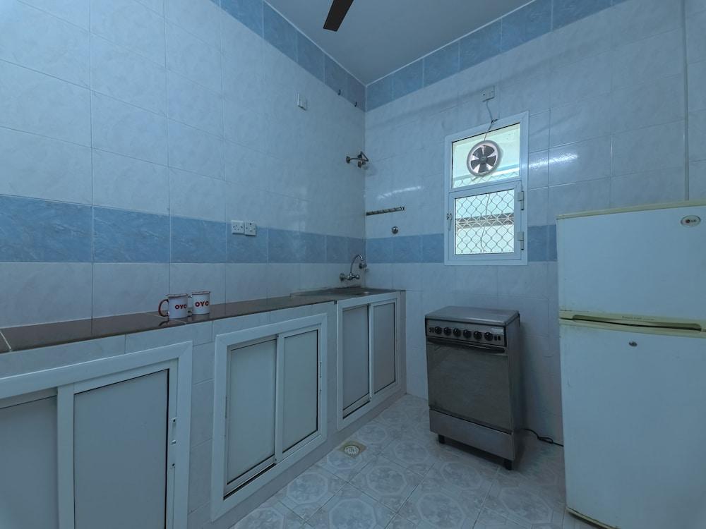 Super OYO 108 Marsa Al Masafar Hotel Apartment