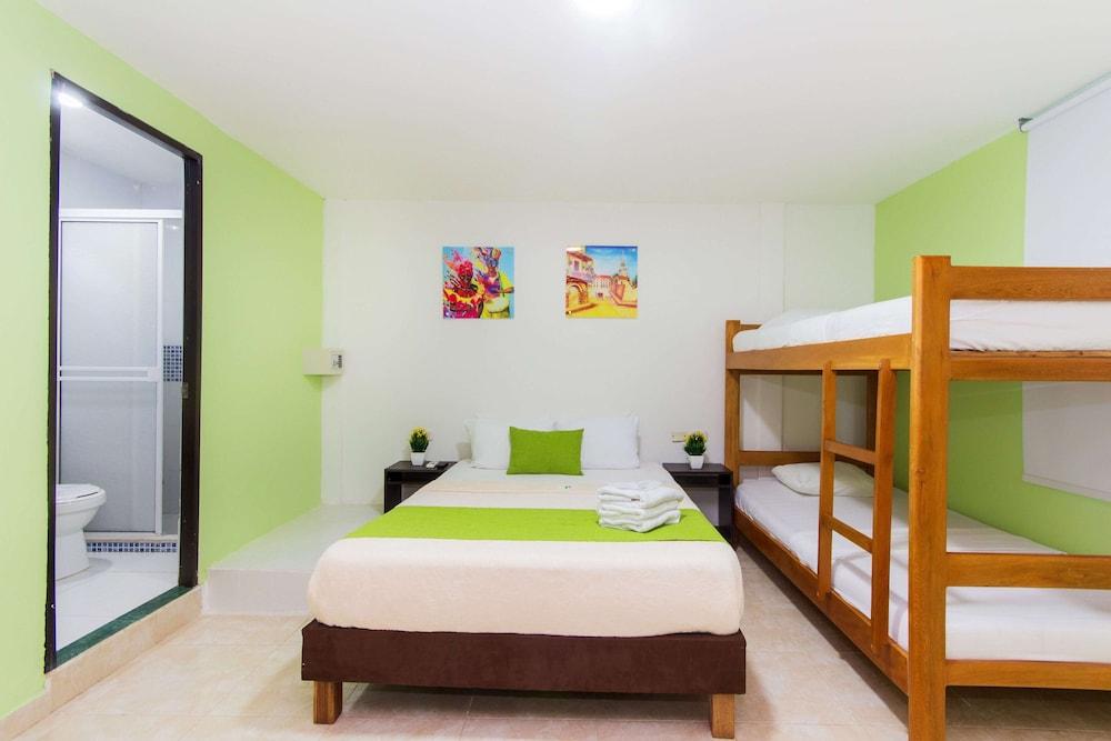 Hotel Avexi Suites By Geh Suites