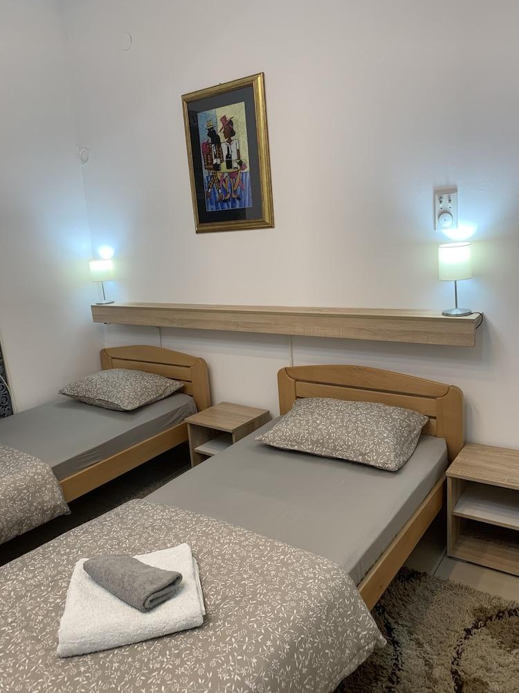 Guesthouse Vladimir & Ana