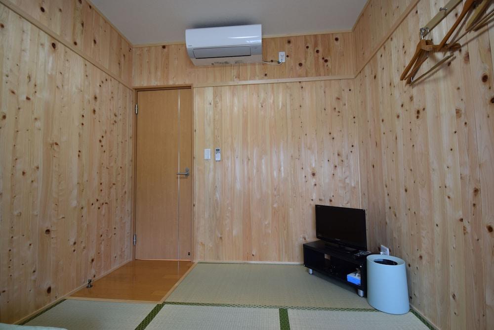 Minshuku Nishidomari