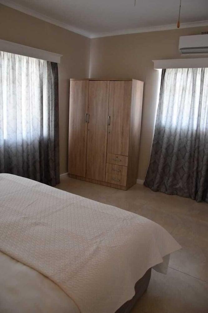 34onLincoln Guesthouse