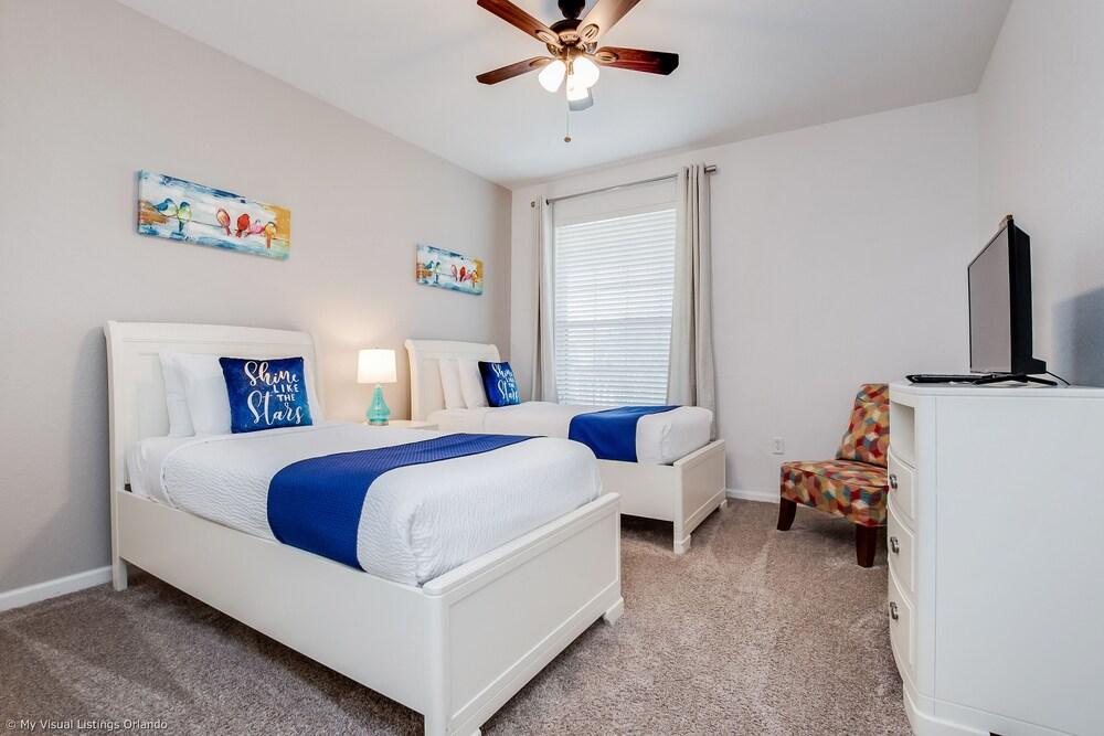 Spacious 3bd/2ba Home With Balcony - Close to Universal and Convention Center! 3vc305