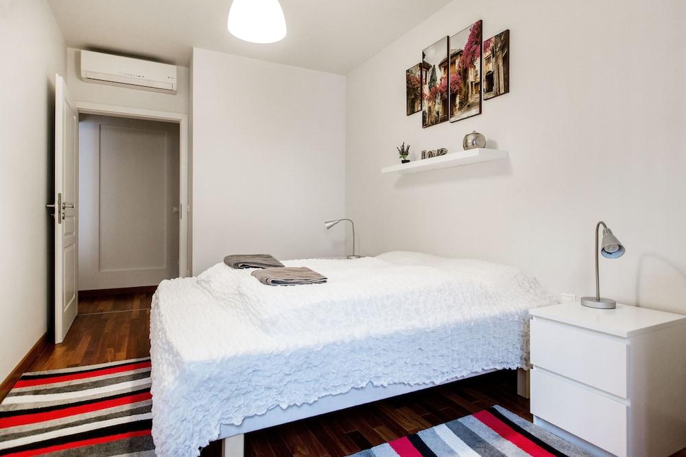 Hollo 12 Apartment I.