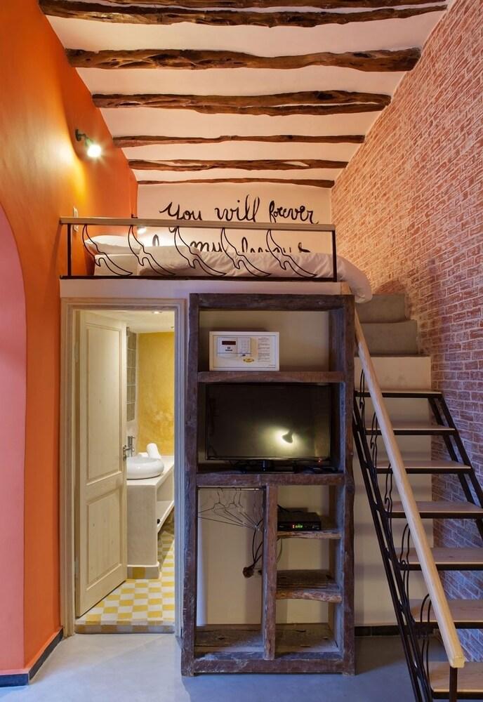 Jack's Apartments & Suites