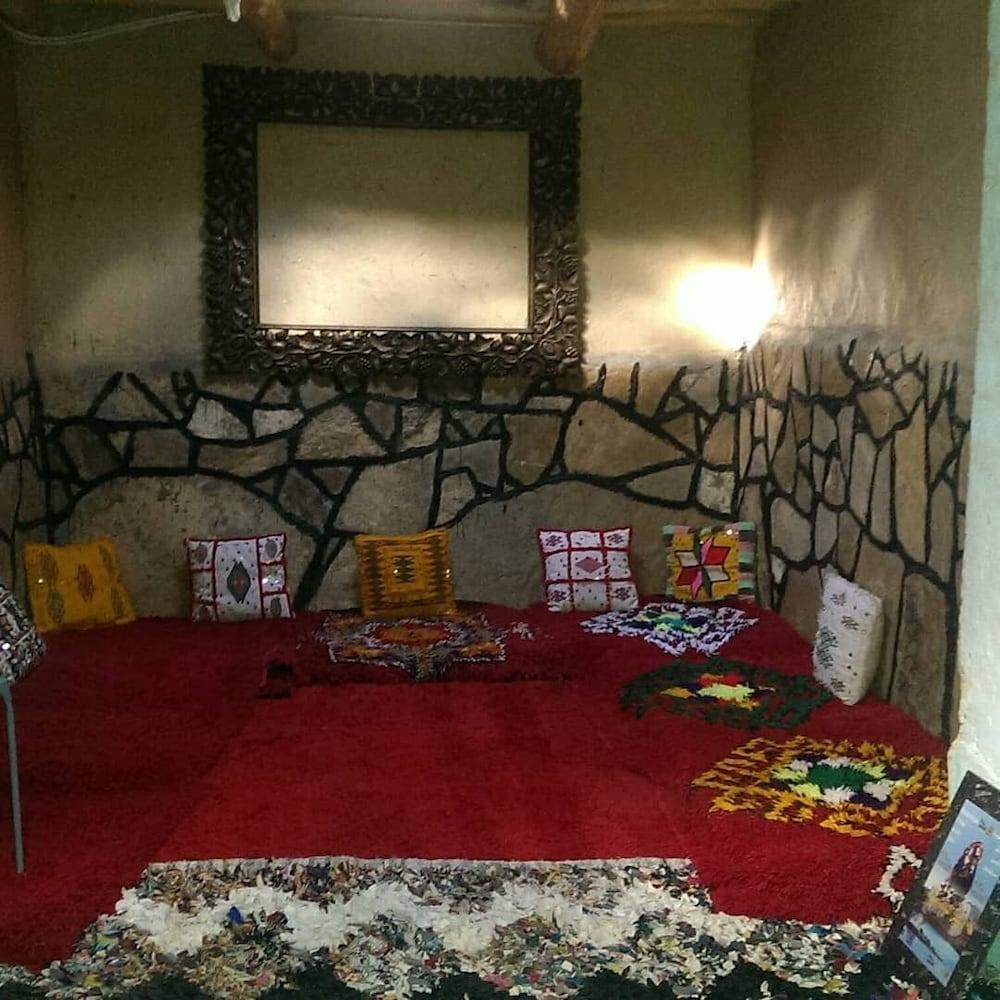 Gite D'etape Tadmrt Oukhatar