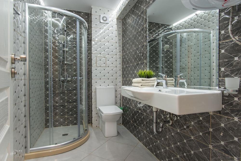 Nikki Beach Apartments