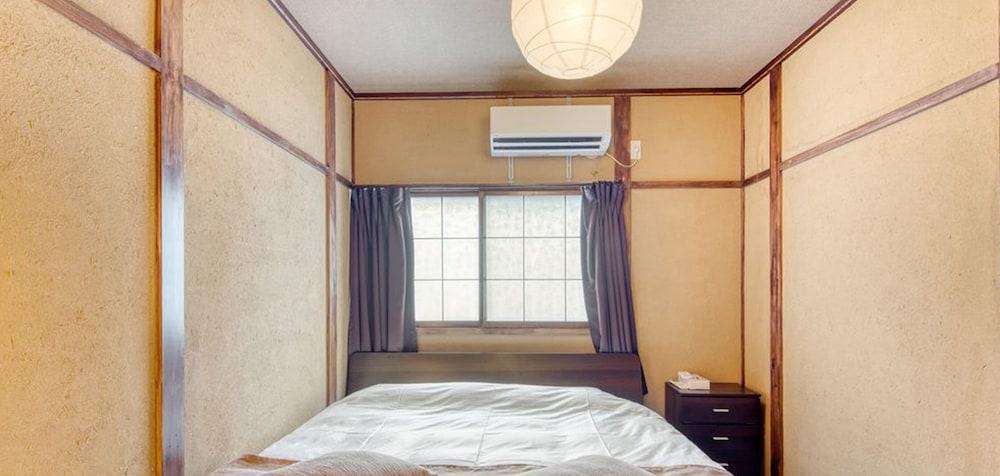 Taishou Samurai House