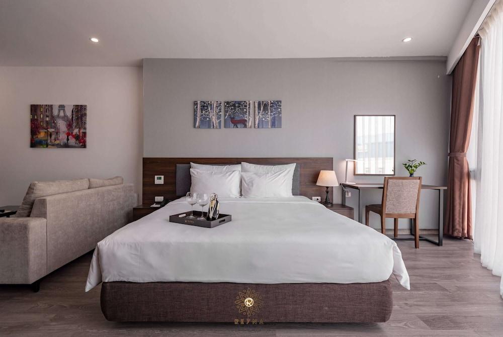 Reyna Hotel Hanoi