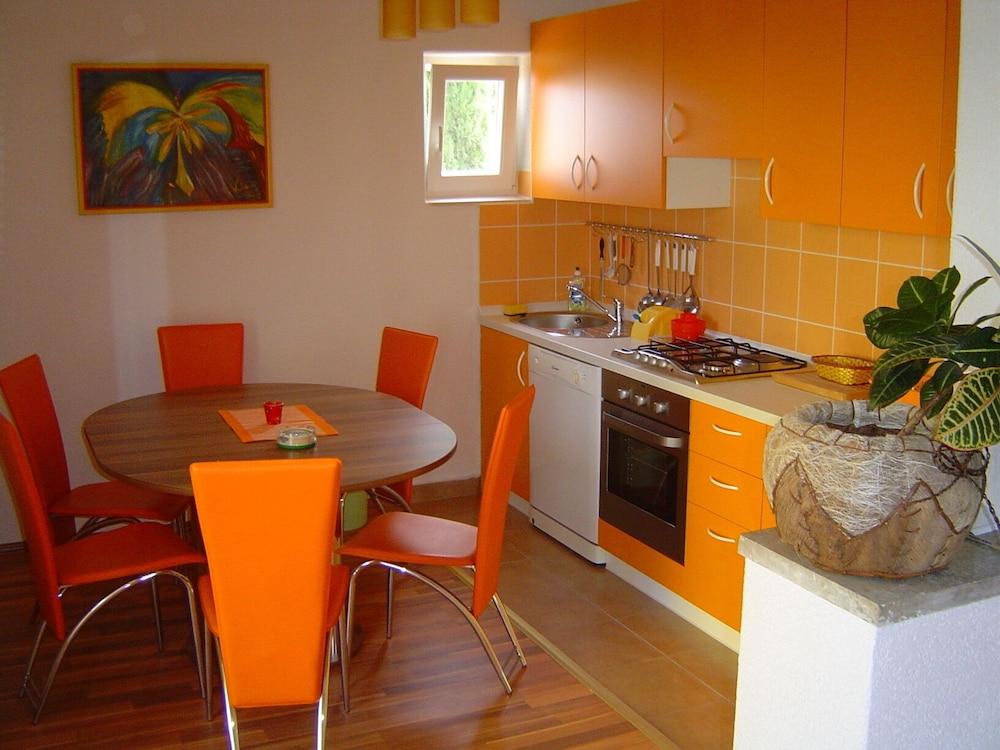 Cozy apartment Ernesto