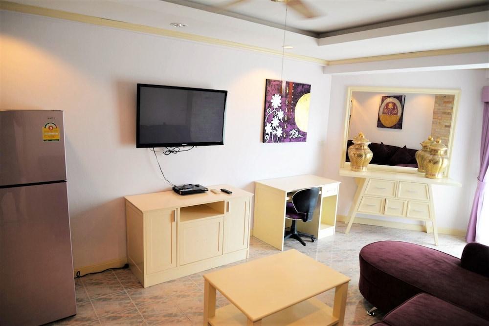 1-bed Condo at Jomtien Beach - Sleeps 2