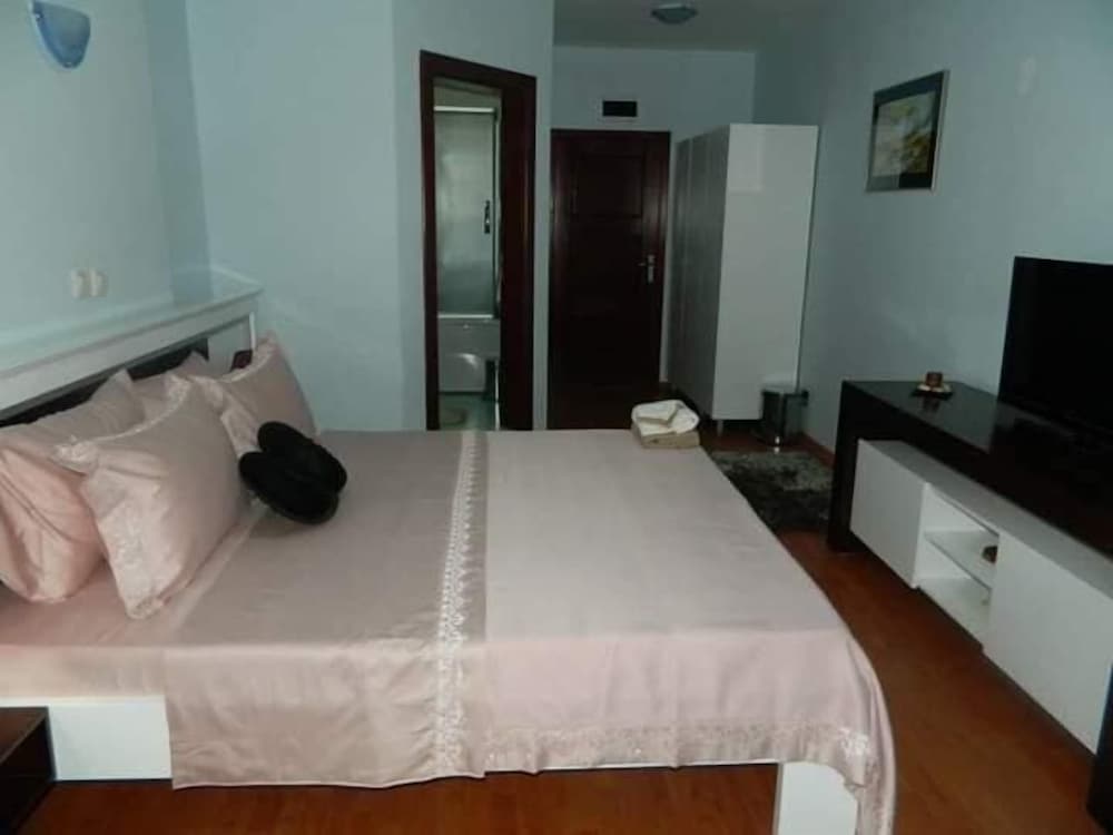 Hotel Gold Dooel GMBH