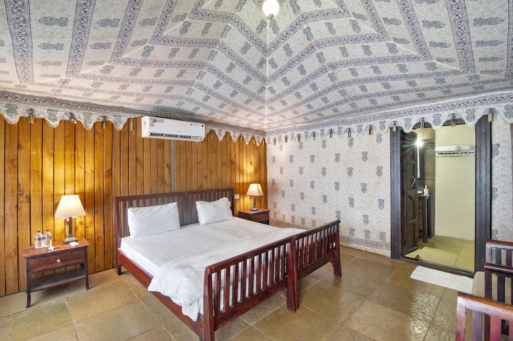 Spandan Holiday Homes