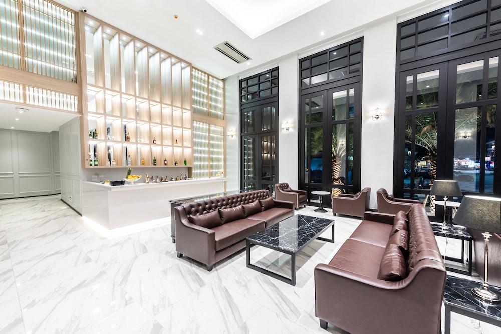 One Patio Hotel Pattaya