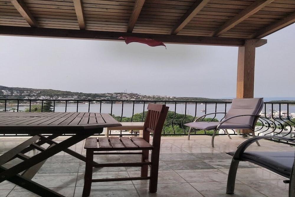 BO051 by Villaofsummer