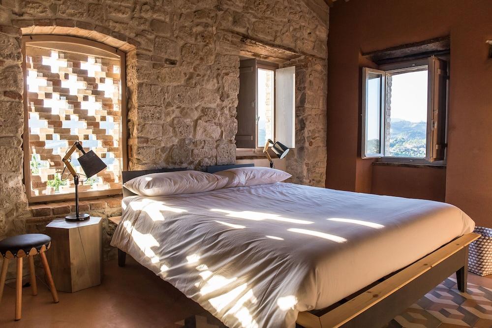 Villa Fortezza Antique Rooms