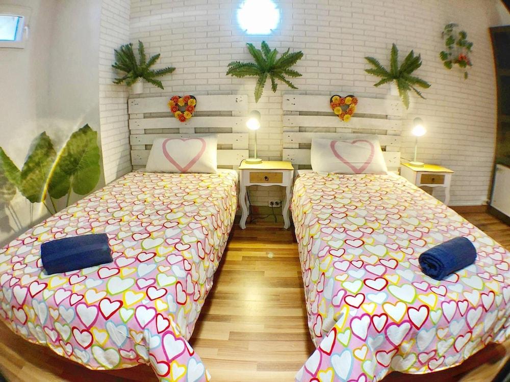 Bunga-Love - Adults Only