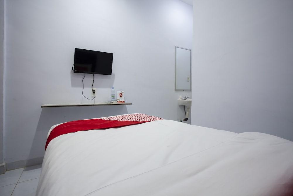 Hotel O Sopou Penginapan Rinal & Tuah