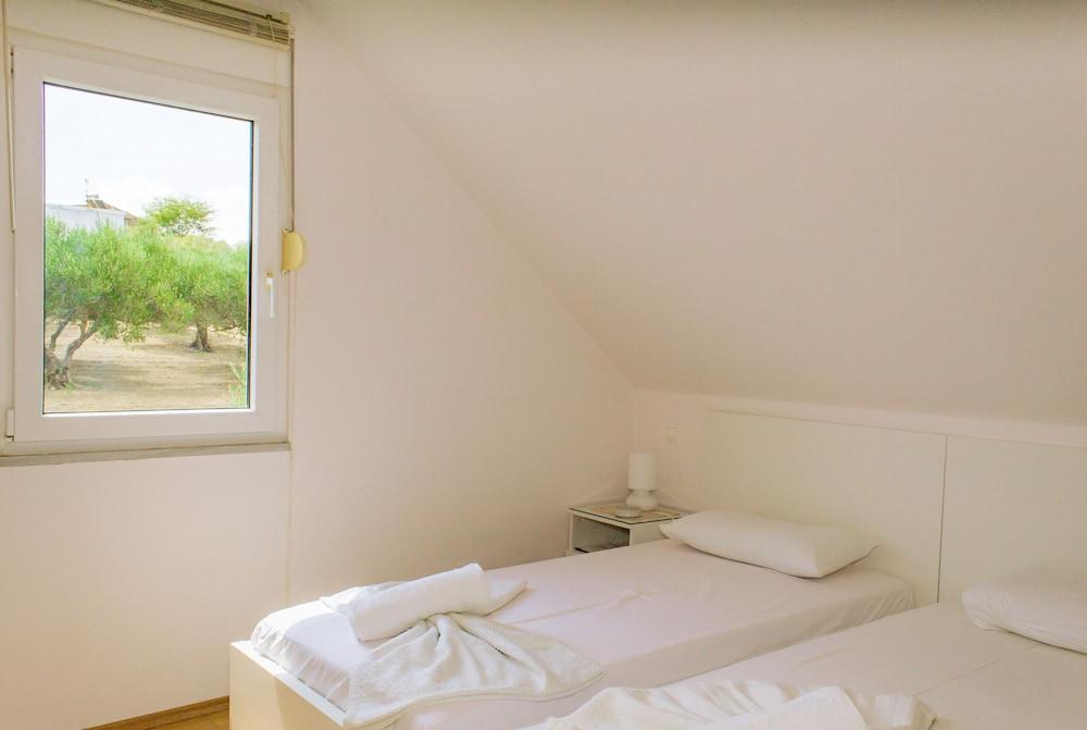 Villa Antzela with Private Pool and Gardens