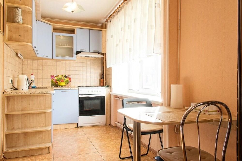 Apart Kiev Klovskiy spusk 12