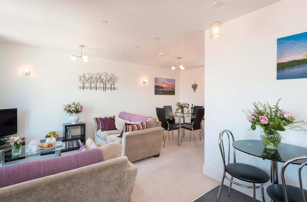 Abbey View Apartment