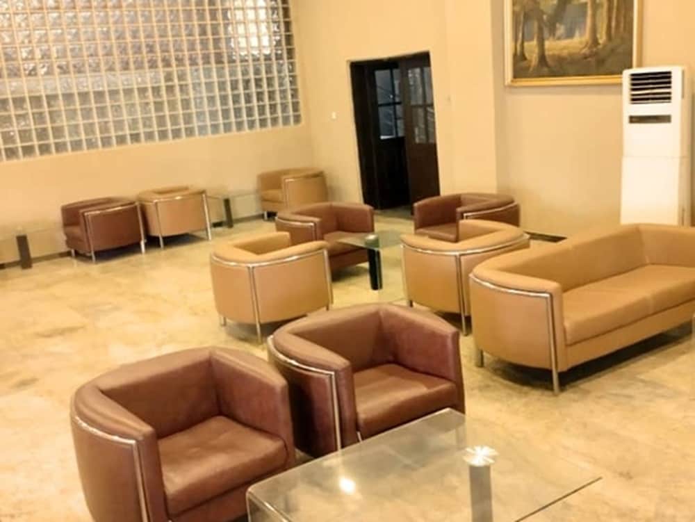 Signatious Hotels & Suites Lagos