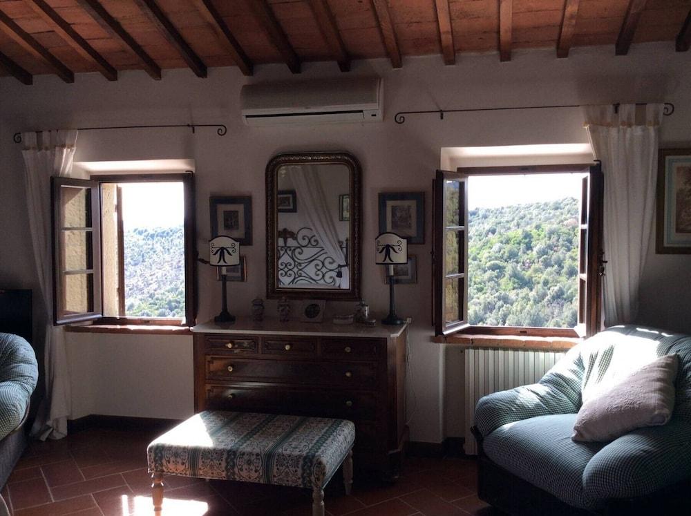 Luxury Privacy in the Heart of Tuscany