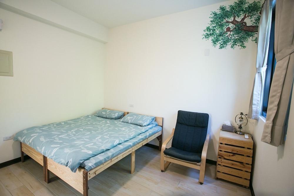 Tree House Café & Homestay