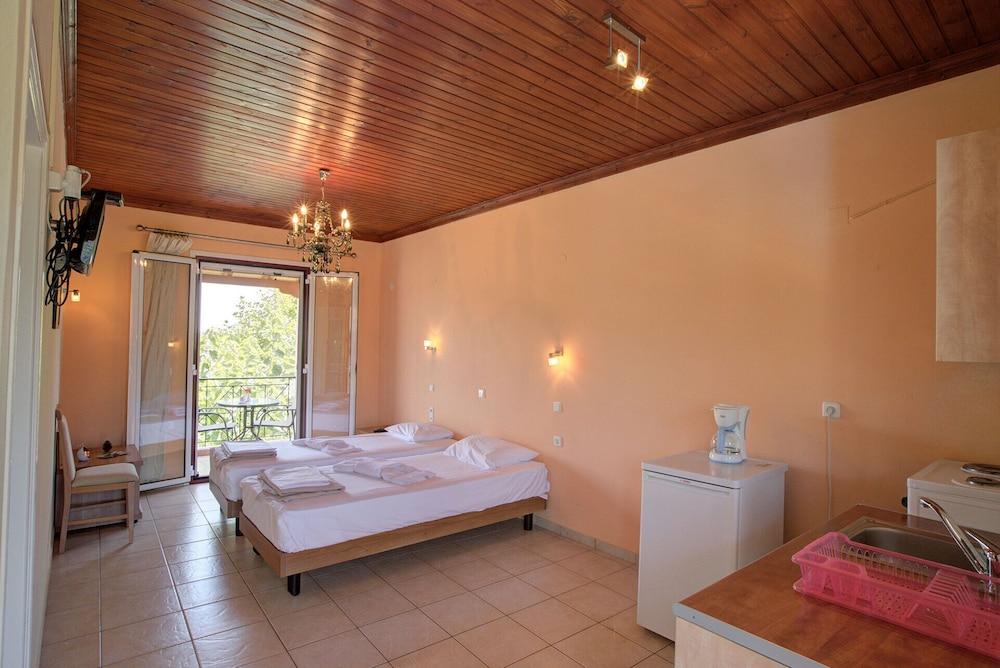 Calderimi - Lefkada Rooms