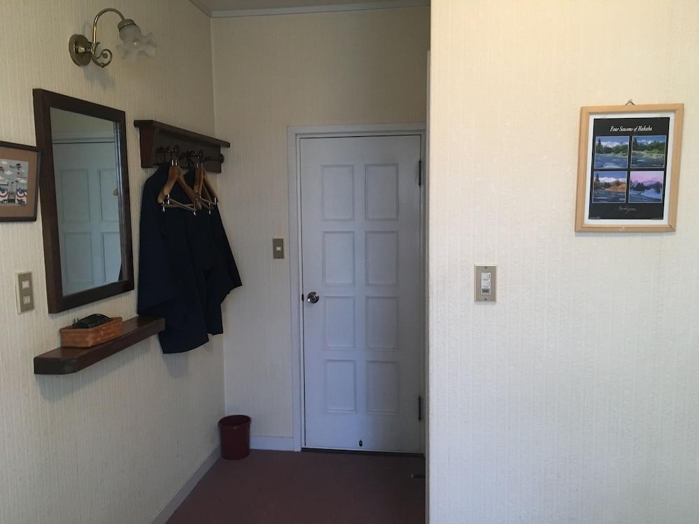 Petit Hotel and Restaurant Air Mail