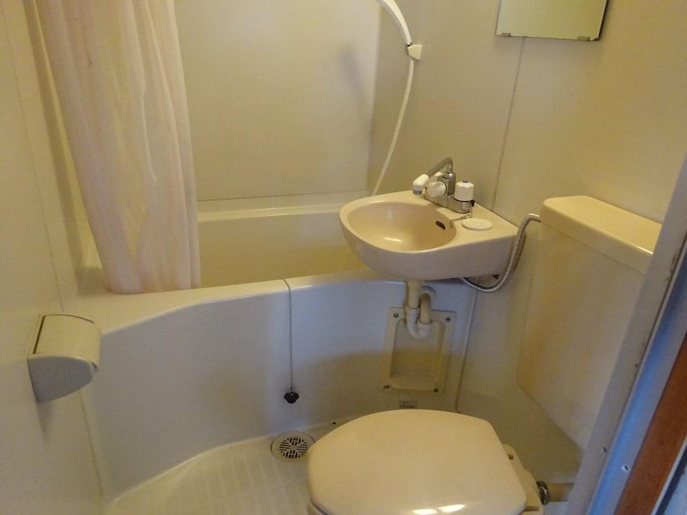 Bell Cottage Village