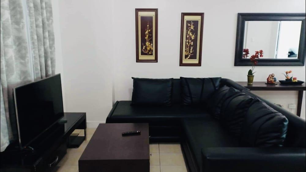Makati CBD Resort 2 bedroom
