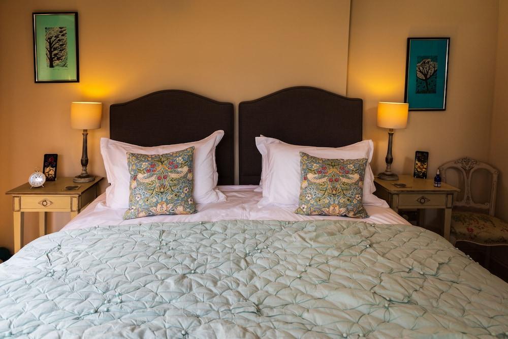 The Room in the Garden