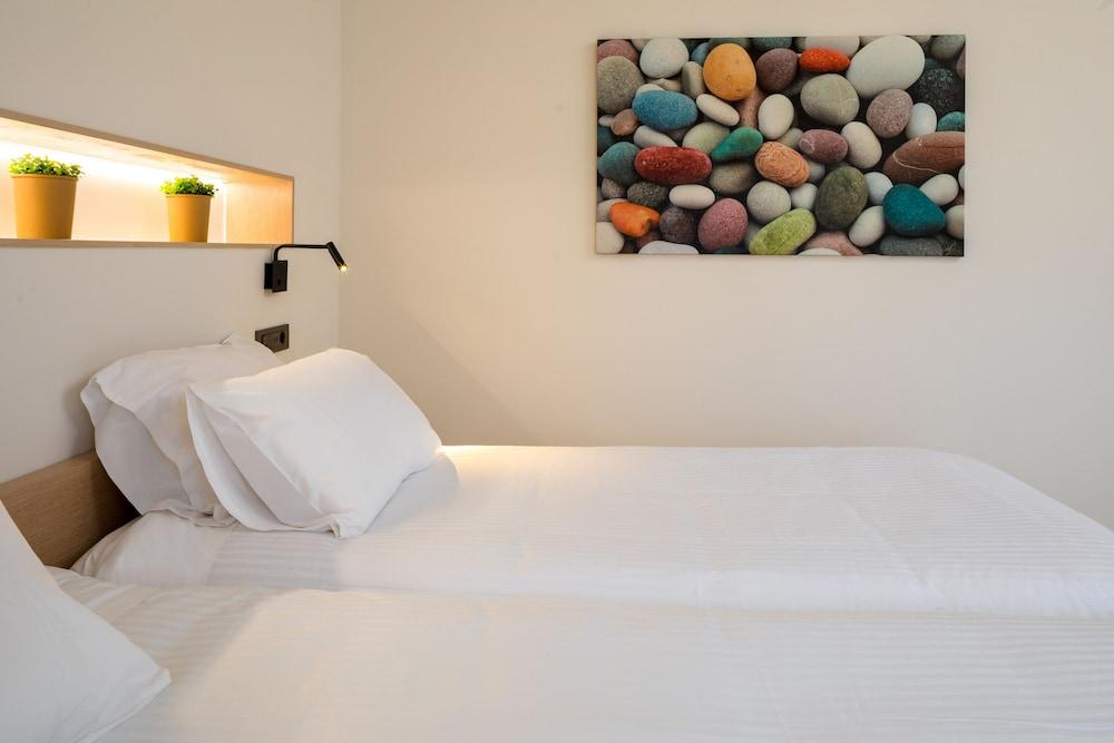 Forum City Apartments