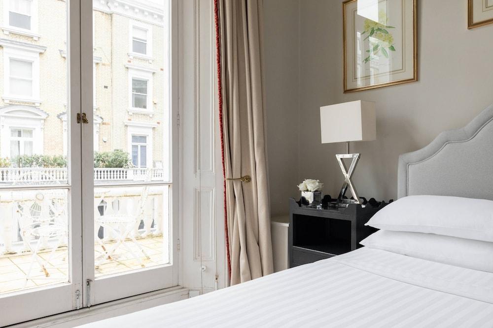 Harcourt Terrace II by Onefinestay