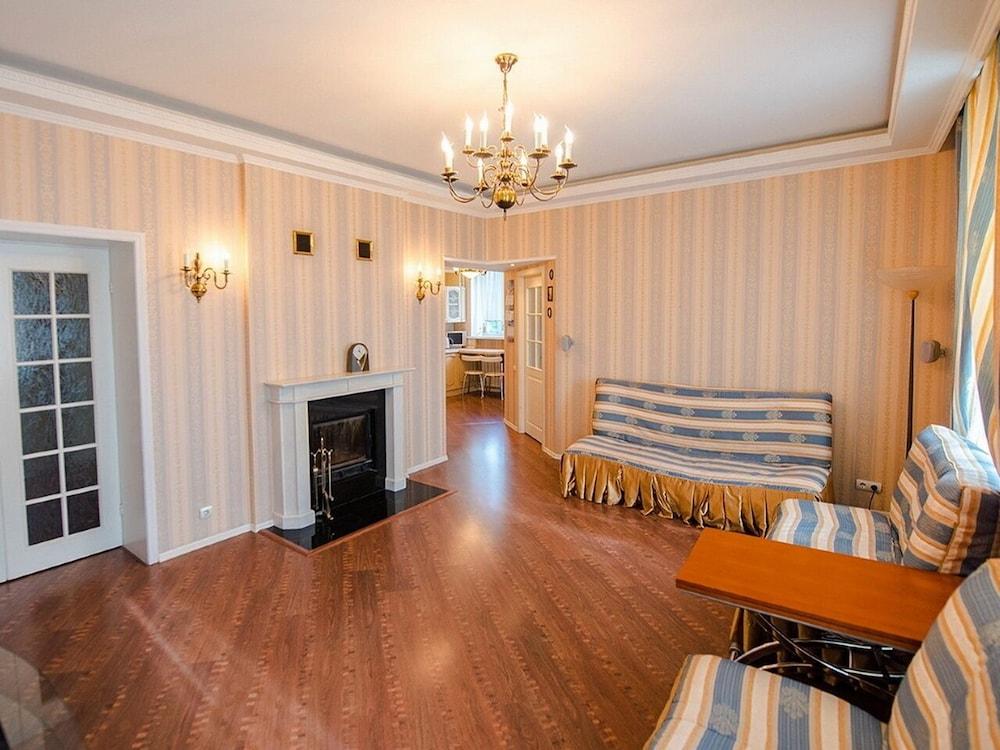 Apartment on Shevchenko 9-7