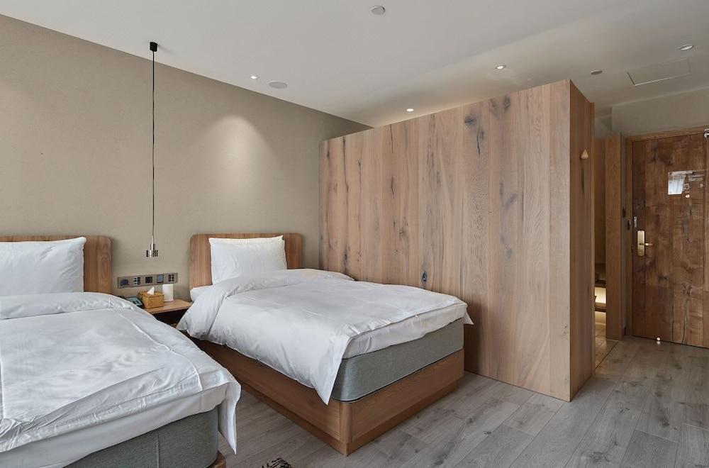 EBO Hotel Hangzhou Wulinmen