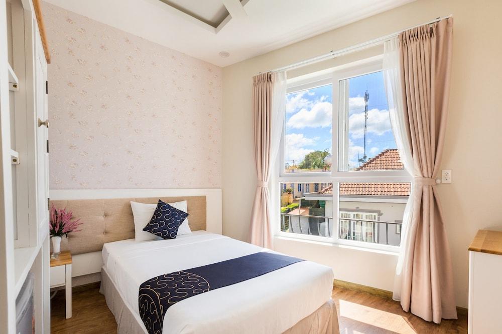 Saigon’s Book Da Lat Hotel