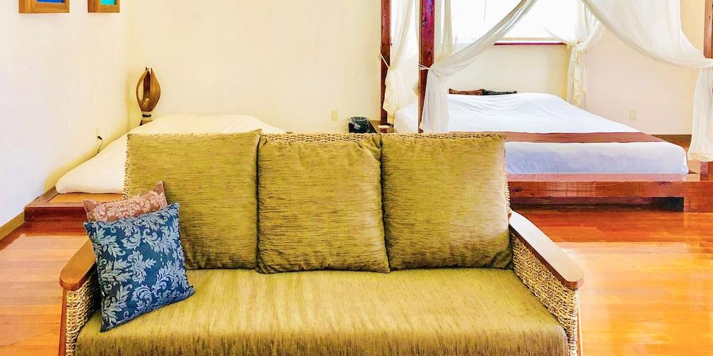 Private House YOSHINO