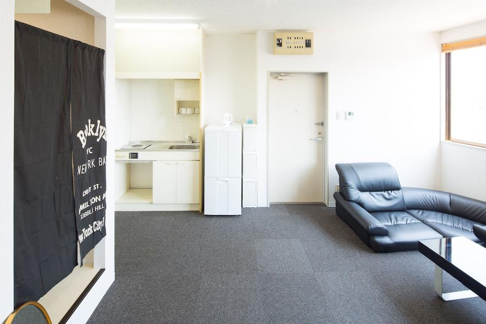 Sakamoto Building 6F