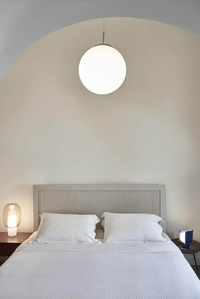 Old Castle Oia - Adults Only